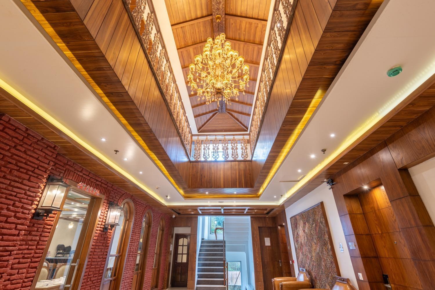 Quality Inn By Lawrence Hotels Νταραμσάλα Εξωτερικό φωτογραφία